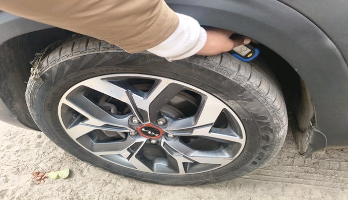 2021 KIA SELTOS X LINE 1.5 DIESEL AT, Diesel, Automatic, 65,291 km, tyre