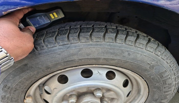 2012 Hyundai Eon ERA +, Petrol, Manual, 75,226 km, tyre