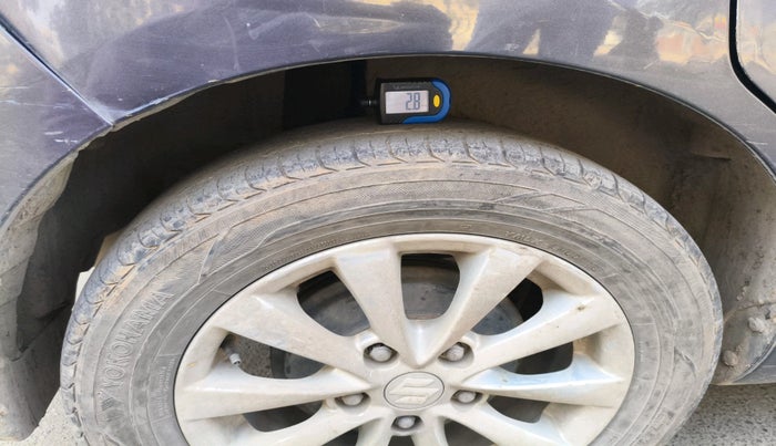 2014 Maruti Ertiga ZDI, Diesel, Manual, 99,810 km, tyre