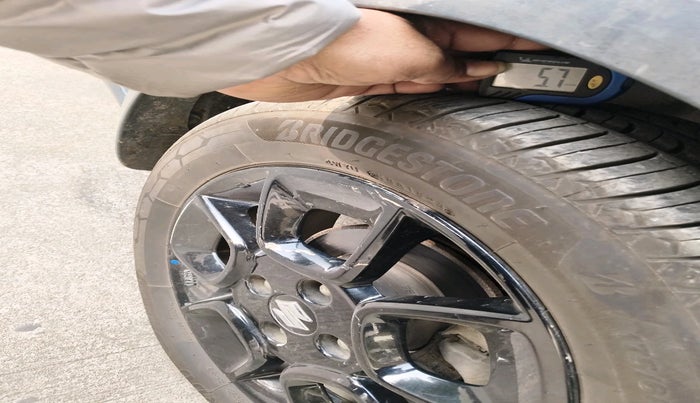 2017 Maruti IGNIS ZETA 1.2 AMT, Petrol, Automatic, 34,978 km, tyre