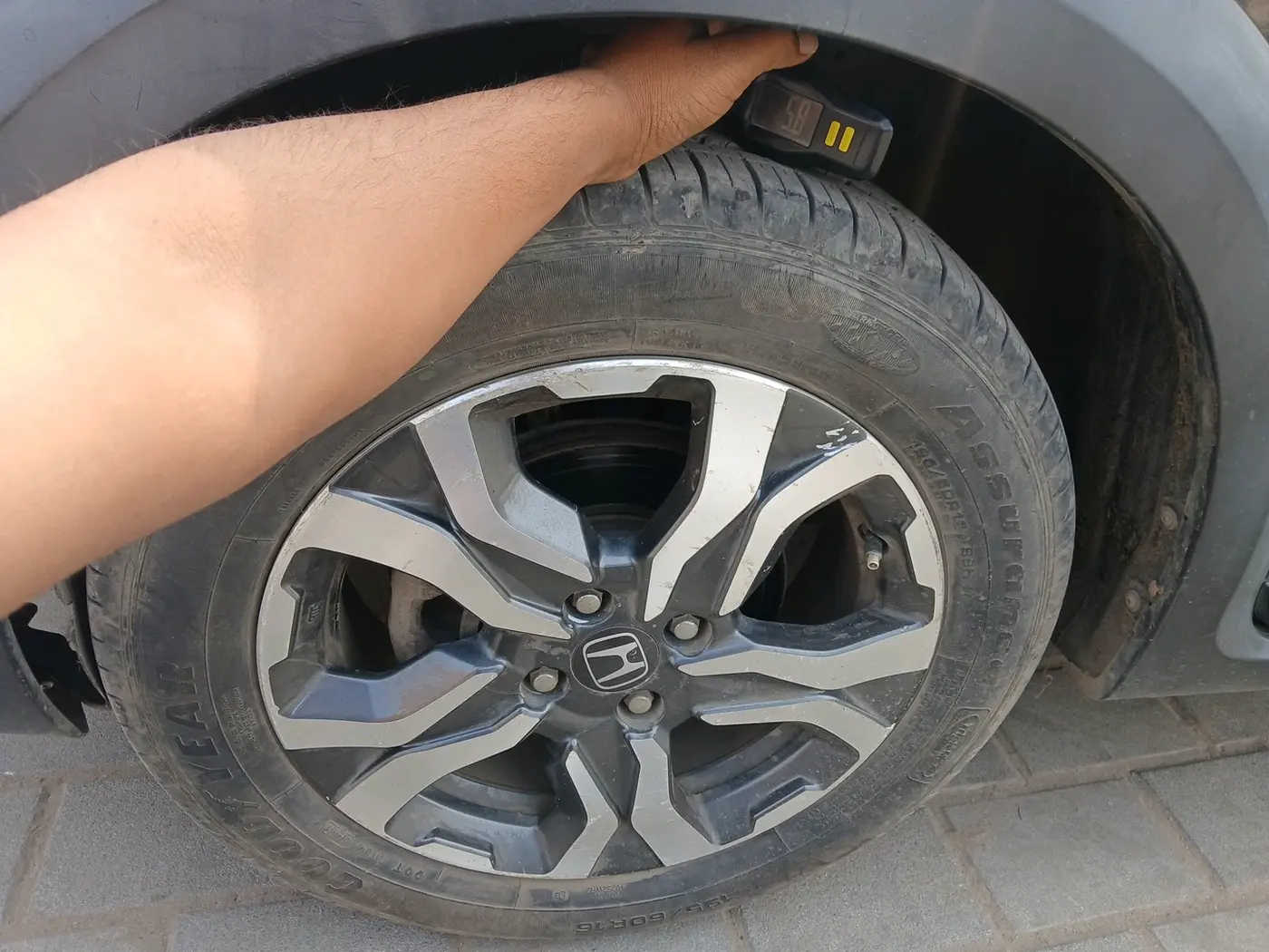 2019 Honda WR-V 1.2L I-VTEC VX MT, Petrol, Manual, 34,964 km, tyre