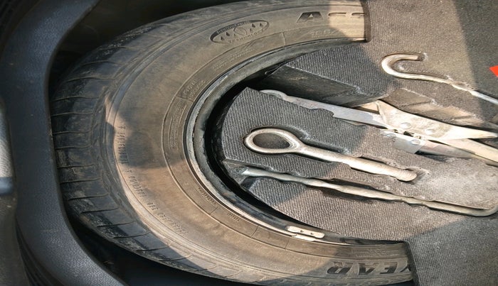 2019 Honda WR-V 1.2L I-VTEC VX MT, Petrol, Manual, 34,964 km, tyre