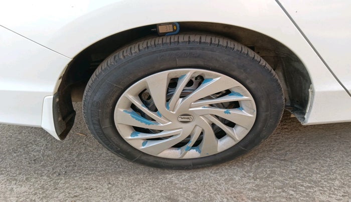 2017 Honda City 1.5L I-VTEC SV, CNG, Manual, 55,000 km, tyre