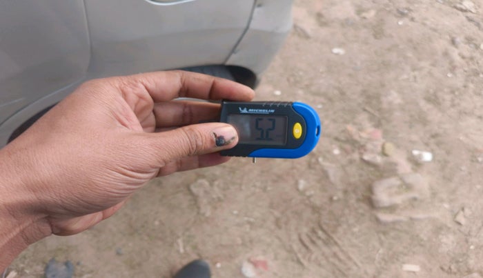 2011 Maruti Wagon R 1.0 LXI, Petrol, Manual, 1,33,787 km, tyre