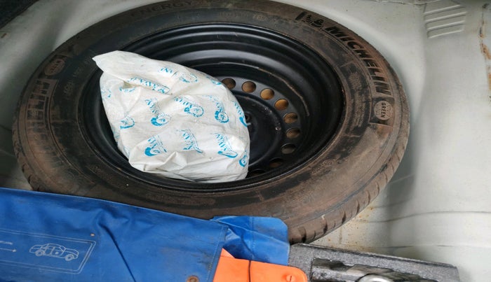 2014 Honda Amaze 1.2L I-VTEC S, Petrol, Manual, 84,917 km, tyre