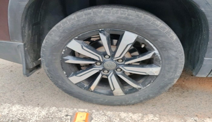 2019 MG HECTOR SHARP 2.0 DIESEL, Diesel, Manual, 79,666 km, tyre