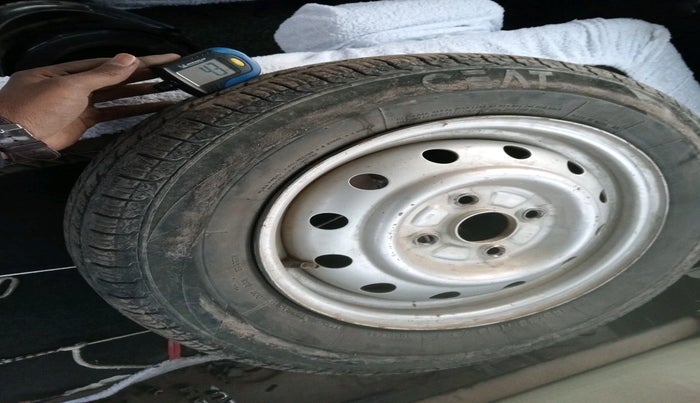 2014 Maruti Wagon R 1.0 LXI CNG, Petrol, Manual, 91,114 km, tyre