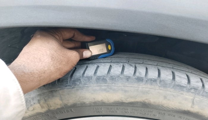 2021 MG HECTOR PLUS SELECT 2.0 DIESEL TURBO MT 7-STR, Diesel, Manual, 35,835 km, tyre