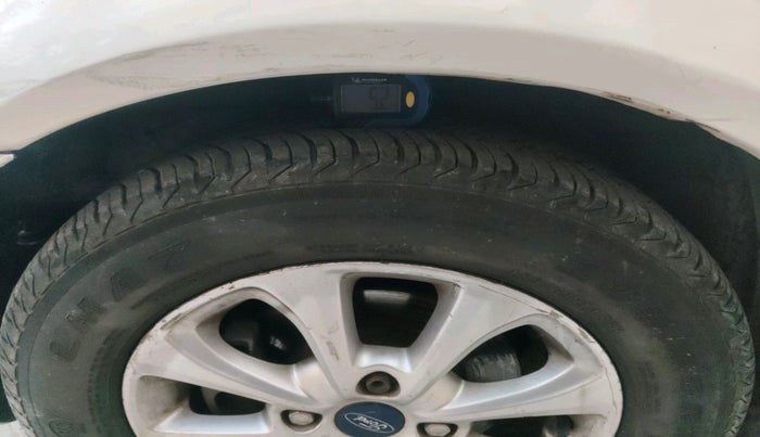 2012 Ford Fiesta Classic LXI 1.4 DIESEL, Diesel, Manual, 95,597 km, tyre