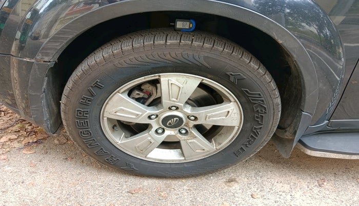 2012 Mahindra XUV500 W8, Diesel, Manual, 1,70,777 km, tyre