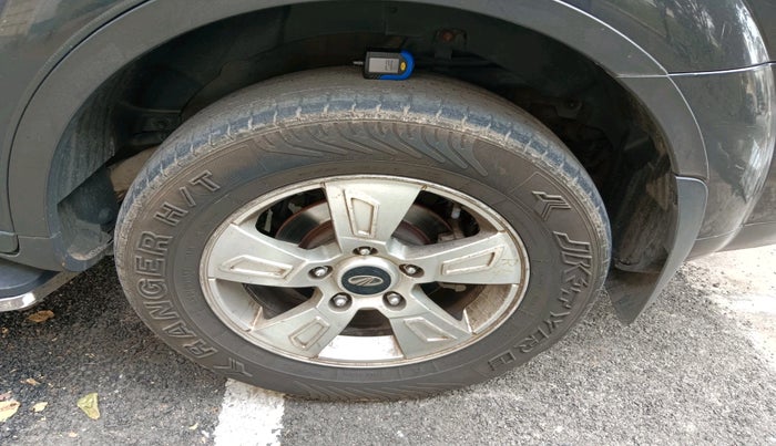 2012 Mahindra XUV500 W8, Diesel, Manual, 1,70,777 km, tyre