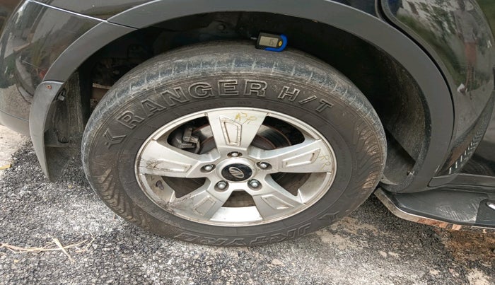 2012 Mahindra XUV500 W8, Diesel, Manual, 1,70,777 km, tyre