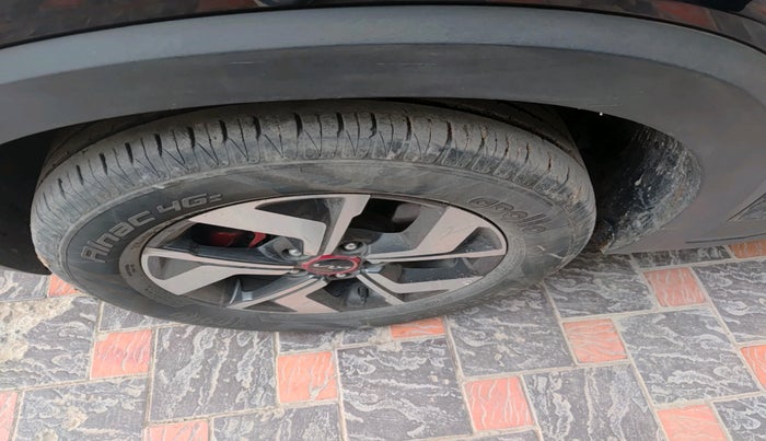 2022 KIA SONET GTX PLUS 1.5 AT, Diesel, Automatic, 40,763 km, tyre