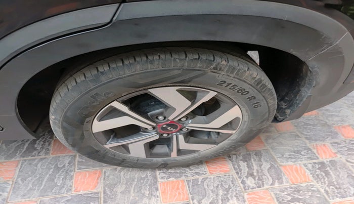 2022 KIA SONET GTX PLUS 1.5 AT, Diesel, Automatic, 40,763 km, tyre