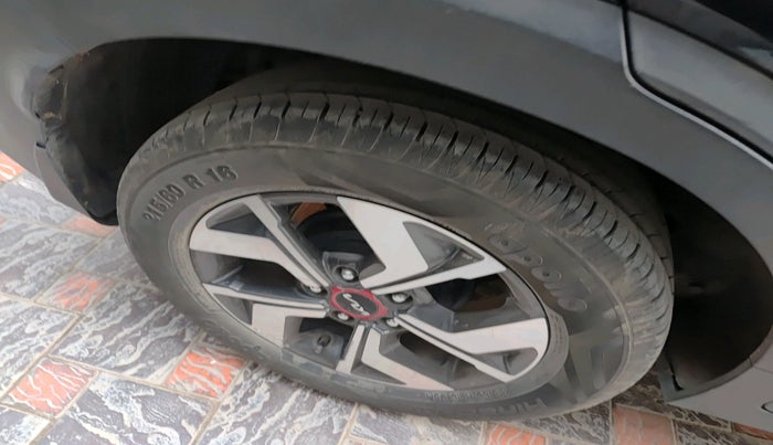 2022 KIA SONET GTX PLUS 1.5 AT, Diesel, Automatic, 40,763 km, tyre