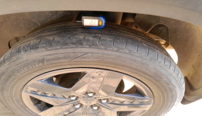 2021 Hyundai Creta S 1.5 PETROL, Petrol, Manual, 1,04,935 km, tyre