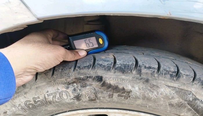 2013 Honda Brio VX MT, Petrol, Manual, 40,674 km, tyre