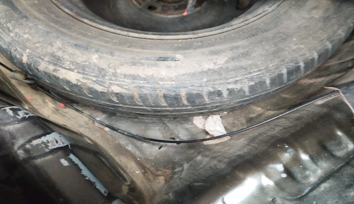 2017 Renault Kwid RXL 0.8 EDITION, Petrol, Manual, 1,10,529 km, tyre