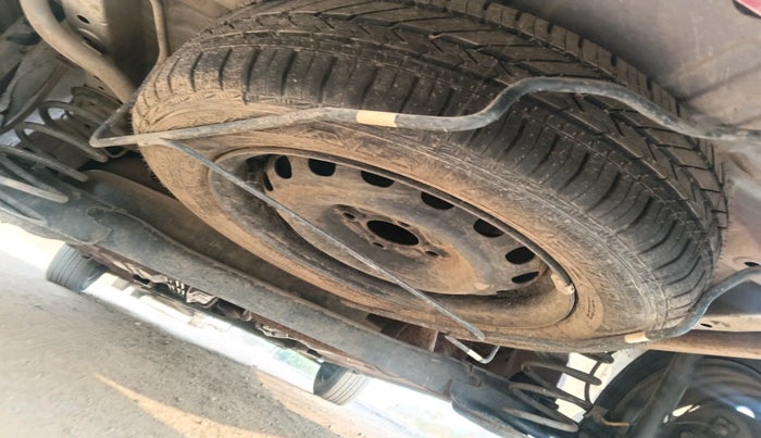 2015 Datsun Go Plus T, Petrol, Manual, 48,028 km, tyre