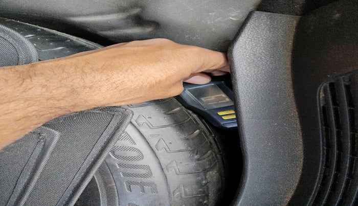 2019 Honda WR-V 1.5L I-DTEC V MT, Diesel, Manual, 95,000 km, tyre