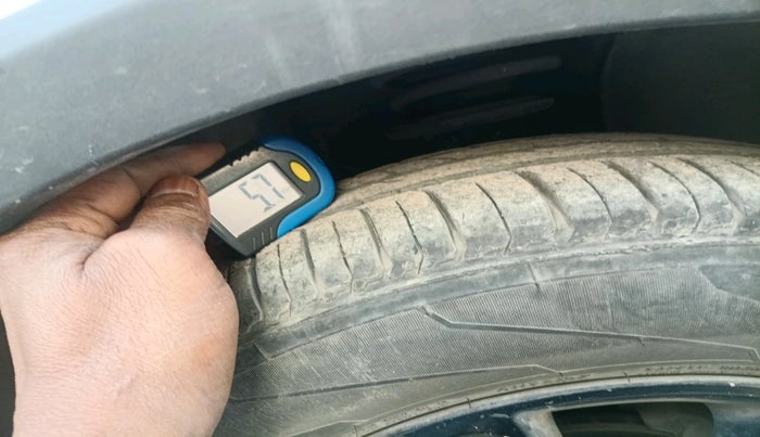 2018 Maruti IGNIS ZETA 1.2 AMT, Petrol, Automatic, 70,873 km, tyre