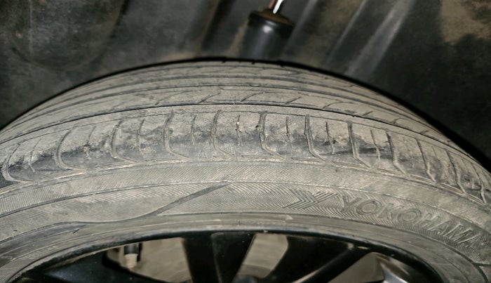 2015 Volkswagen Polo GT TSI AT, Petrol, Automatic, 71,244 km, tyre