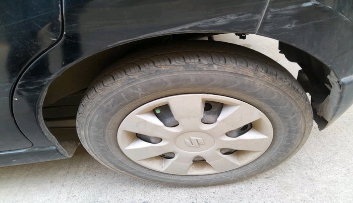 2010 Maruti A Star VXI, Petrol, Manual, 1,50,057 km, tyre