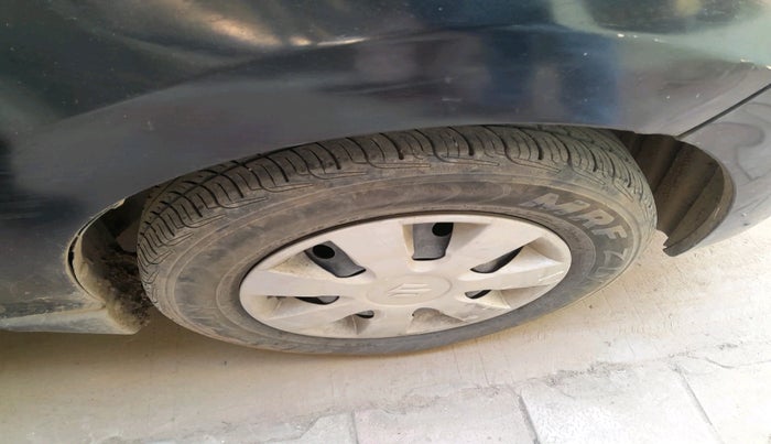 2010 Maruti A Star VXI, Petrol, Manual, 1,50,057 km, tyre