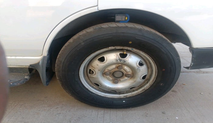 2018 Maruti Eeco 5 STR WITH A/C+HTR, Petrol, Manual, 1,09,120 km, tyre