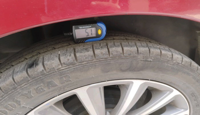 2023 Maruti Ciaz ALPHA AT 1.5 SHVS DUAL TONE  PETROL, Petrol, Automatic, 15,454 km, tyre