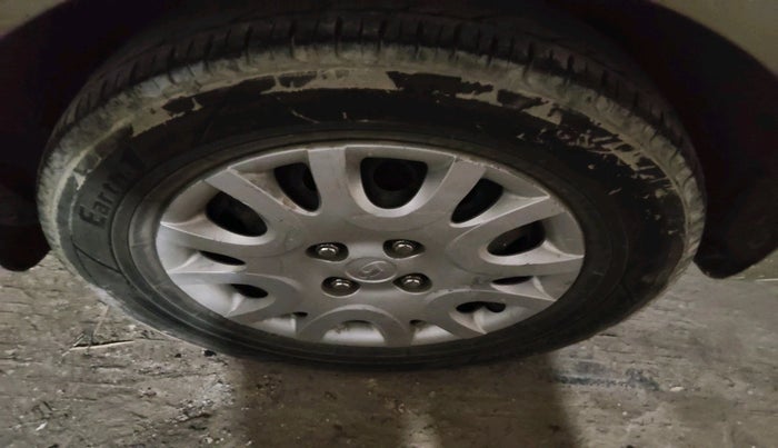 2011 Hyundai i20 MAGNA 1.2, Petrol, Manual, 1,88,723 km, tyre