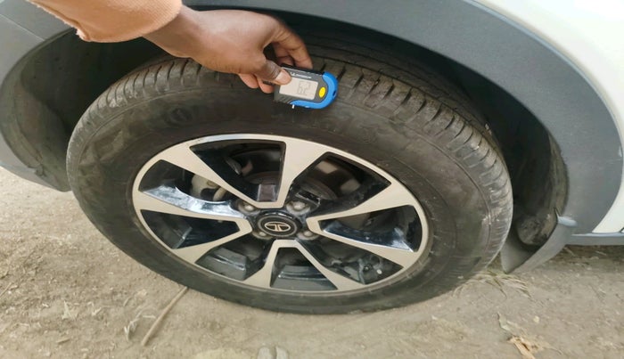 2020 Tata NEXON XZA PLUS PETROL, Petrol, Automatic, 44,078 km, tyre