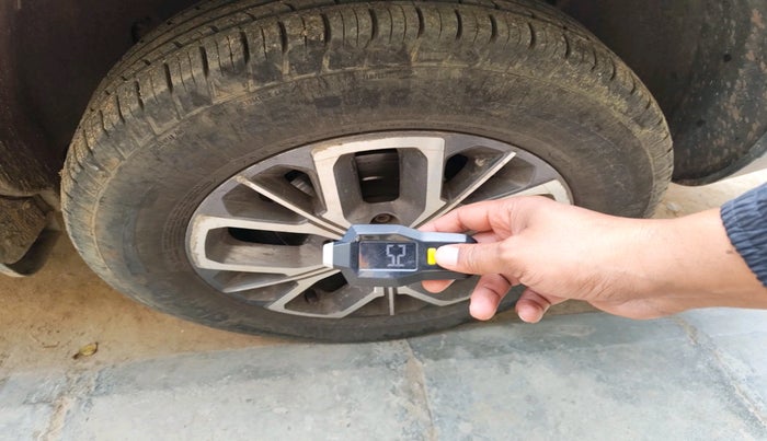 2021 Renault Duster RXZ 1.5 PETROL MT, Petrol, Manual, 55,056 km, tyre