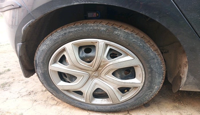 2021 Tata ALTROZ XT PETROL, Petrol, Manual, 61,212 km, tyre