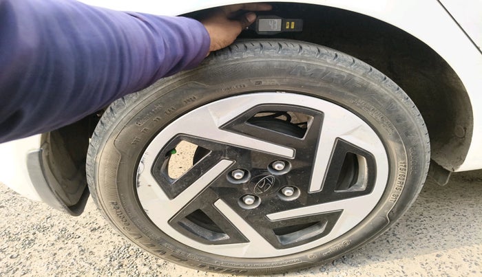 2024 Hyundai GRAND I10 NIOS SPORTZ 1.2 KAPPA VTVT CNG, Petrol, Manual, 51,147 km, tyre