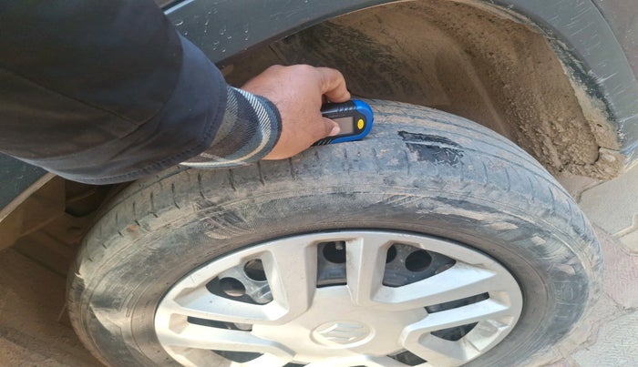 2018 Maruti Vitara Brezza VDI, Diesel, Manual, 1,36,142 km, tyre