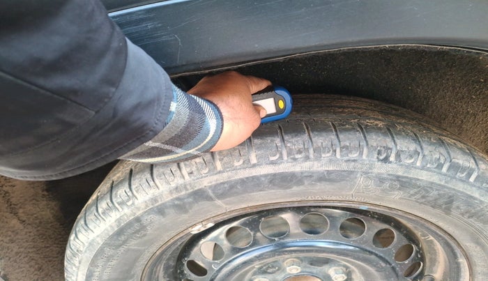 2018 Maruti Vitara Brezza VDI, Diesel, Manual, 1,36,142 km, tyre