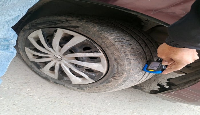 2011 Maruti Wagon R 1.0 VXI, Petrol, Manual, 1,48,635 km, tyre