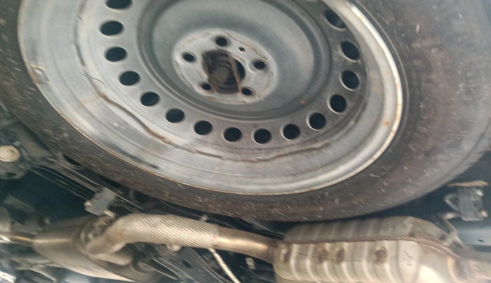 2024 Mahindra XUV700 AX 7 LUXURY P AT 7 STR, Petrol, Automatic, 5,207 km, tyre