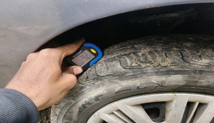 2011 Hyundai Santro Xing GLS, Petrol, Manual, 55,459 km, tyre