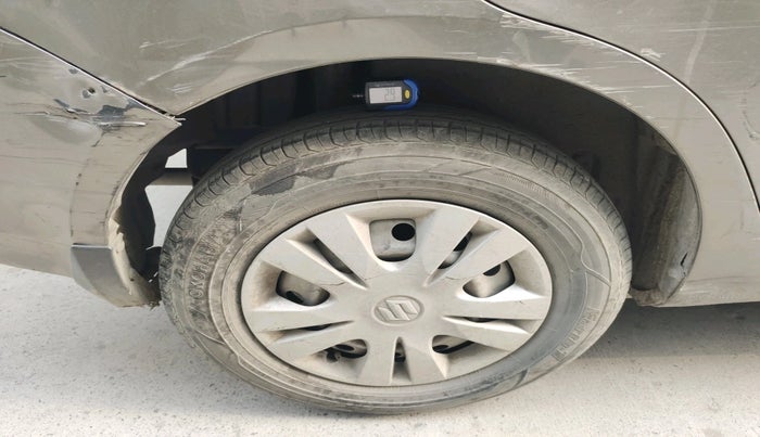 2016 Maruti Swift Dzire LDI, Diesel, Manual, 2,42,868 km, tyre