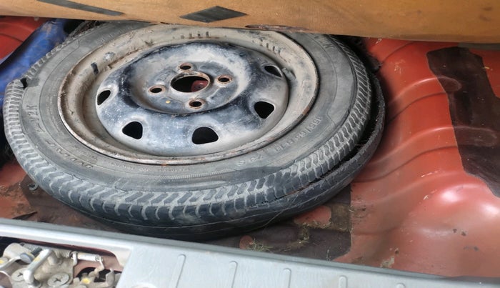 2011 Maruti Alto K10 VXI, Petrol, Manual, 84,159 km, tyre