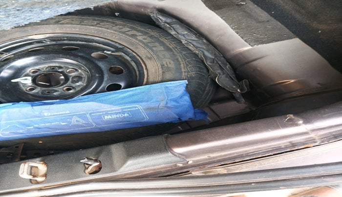 2016 Tata Tiago XT PETROL, Petrol, Manual, 62,481 km, tyre