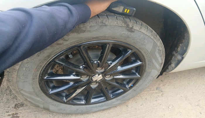 2017 Maruti Ciaz DELTA 1.4 MT PETROL, Petrol, Manual, 26,060 km, tyre