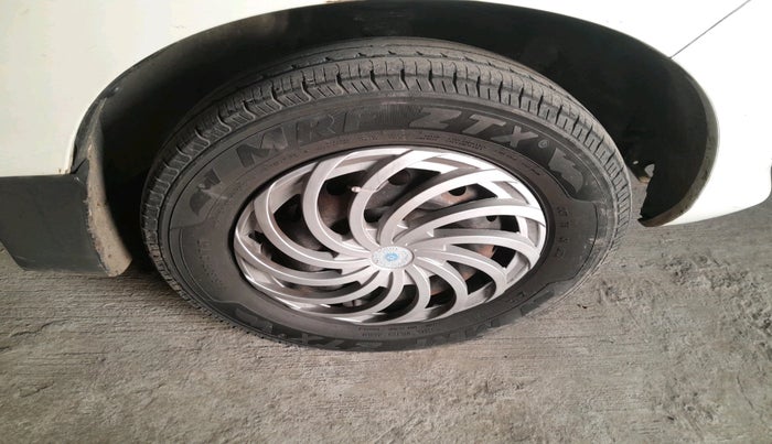 2013 Maruti Alto 800 LXI, Petrol, Manual, 1,62,146 km, tyre