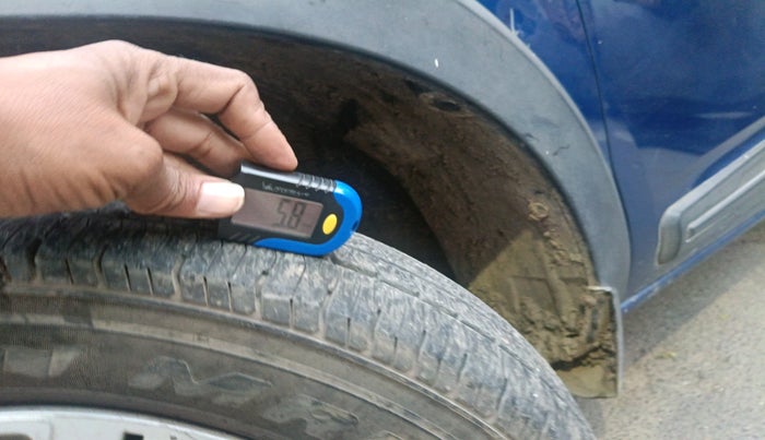 2019 Renault TRIBER RXL MT, Petrol, Manual, 71,752 km, tyre