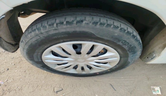 2020 Maruti Swift VXI, Petrol, Manual, 53,947 km, tyre