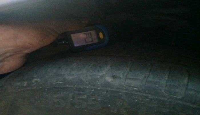 2015 Toyota Corolla Altis VL CVT PETROL, Petrol, Automatic, 1,02,748 km, tyre