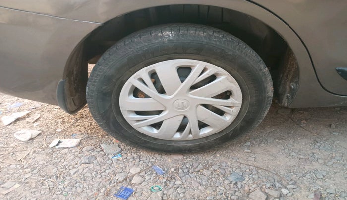 2019 Maruti Dzire VDI, Diesel, Manual, 1,30,281 km, tyre