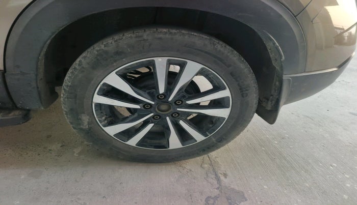 2019 Nissan Kicks XV DIESEL, Diesel, Manual, 57,316 km, tyre